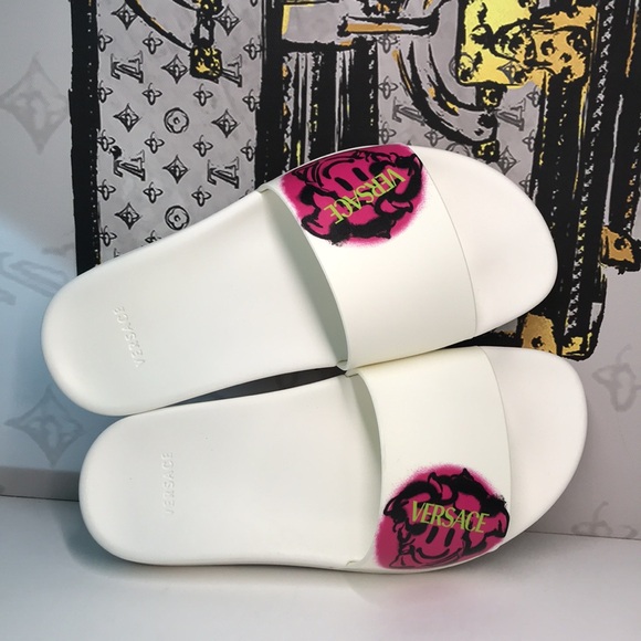 New Authentic VERSACE SMILEY MEDUSA SLIDES SANDALS WHITE/FUXIA - Picture 10 of 11